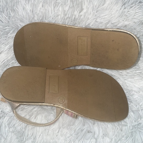 Super Cute girls size 11 shoes. - Picture 5 of 5